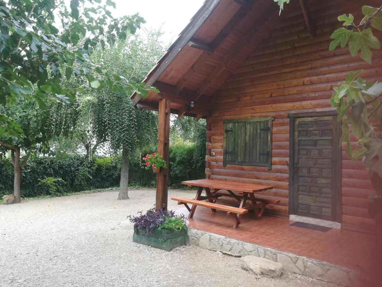 Cabana De Madera La Encina Burunchel Exterior foto